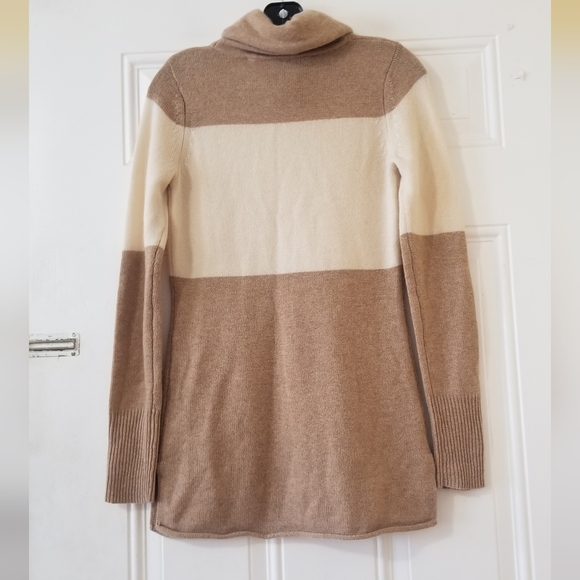Athleta Chalet 100% Cashmere Sweater - Picture 3 of 15